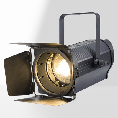 300W RGBALC 6 in 1 LED Fresnel Auto zoom CRI 97 Pro Soluzione di illuminazione